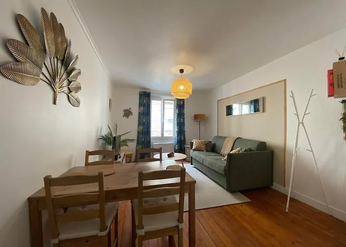 Apartment L'abri-gite - Moderne Idealement Situe En Centre By Holidieppe